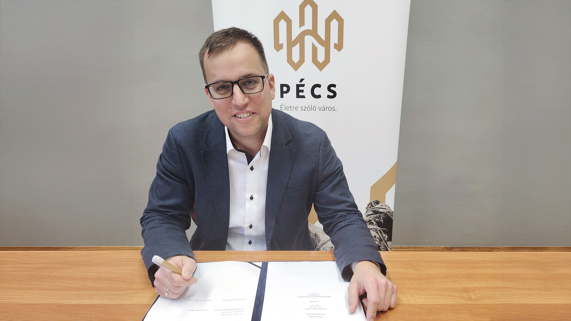 Gruppenfoto von mehreren Gesellschaftern